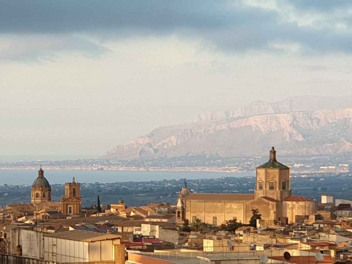 Il Girasole Del Centro Storico Villa Alcamo Ngoại thất bức ảnh